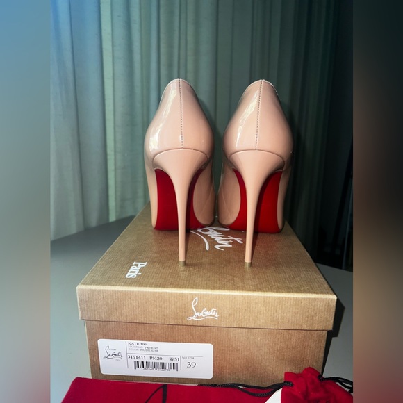 Christian Louboutin Kate 100 - Nude 6248 Patent - Size 39 - Picture 4 of 5